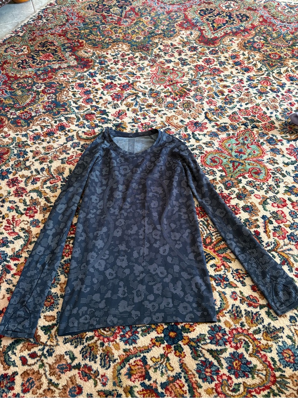 Lululemon Swiftly Tech Long Sleeve 2.0 Size 6 Dappled Floral True Navy